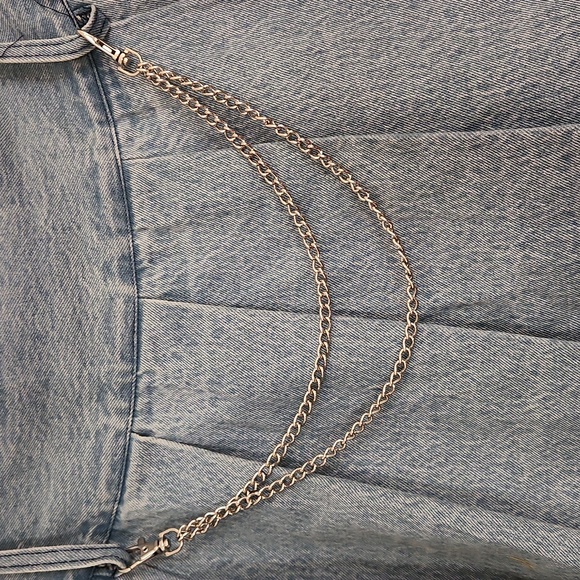 NEW Hot Topic Goth Cosmic Aura Pleated Denim Grunge Skirt with Chain Size 2x - Picture 3 of 9